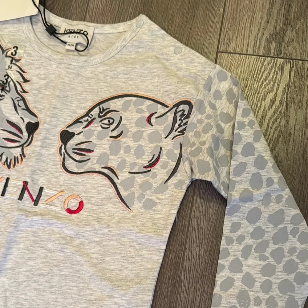 Kenzo Gray Long Sleeve Tee with Bold Animal Design - Picture 3 of 9